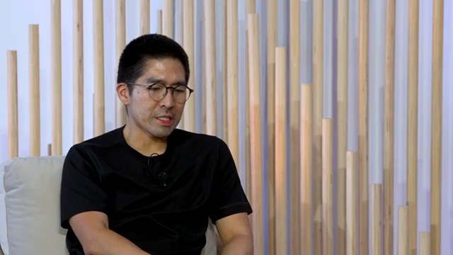 Real versus synthetic data